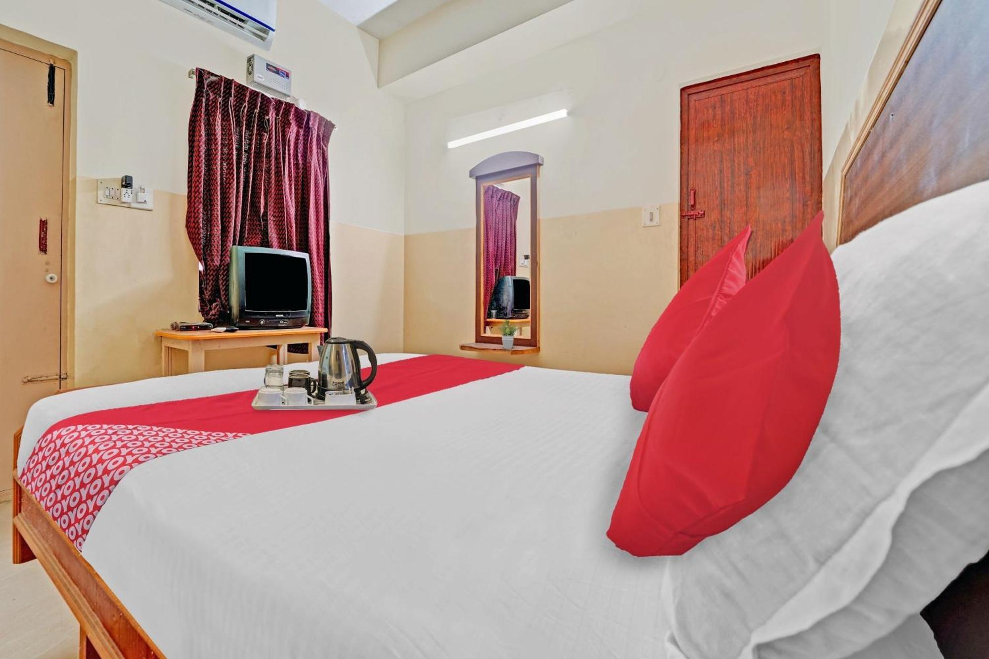 Hotel O City Lodge Ироду Экстерьер фото