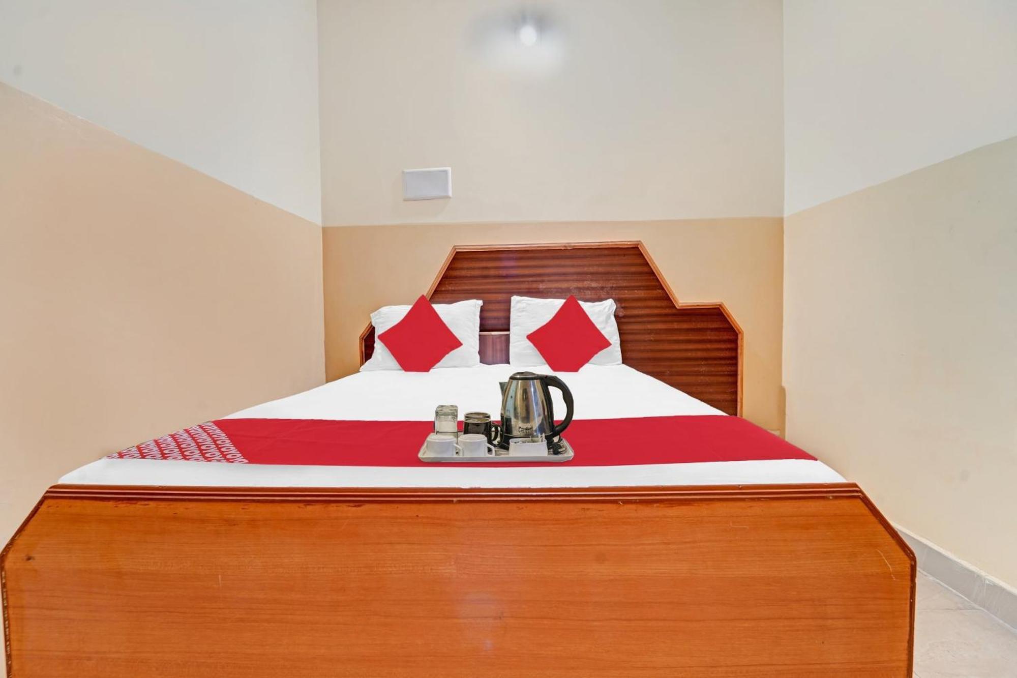 Hotel O City Lodge Ироду Экстерьер фото